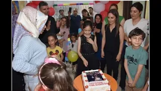 ¡El regalo de cumpleaños de Tuba Büyüküstün le hizo llorar!