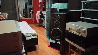 Kenwood KA-7090R against Kenwood KA-7050R and Onkyo D-77XG.(2)