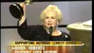 Doris Roberts wins 2001 Emmy Award for Supporting Actress in a Comedy Series