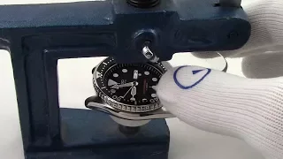 How To Align The Chapter Ring On A Seiko SKX007 - Watch and Learn #46