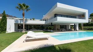 Modern Villa in Los Olivos: Luxury Living in Nueva Andalucia |€3.495.000 | Marbella Hills Homes