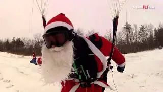 Дед Мороз поздравляет пилотов с Новым Годом
