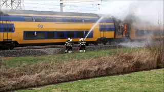 Grote brand in trein bij Abcoude / Loenersloot