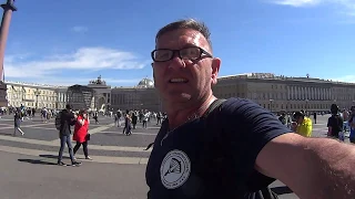 прогулка по Дворцовой площади.Санкт Петербург