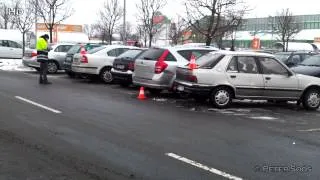 Hromadná dopravní nehoda (čtyři vozidla) - Opava (parkoviště u Globusu) - 25.1.2013 - 15:00