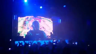 Alan Walker - Alone [Live at Disco Tropics 09-08-2017 - Lloret de Mar]