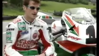 Carl Fogarty - Aaron Slight - How Do They Do That ? - Honda RC45 - 1996.