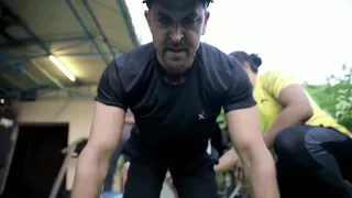 Hrithik Roshan Full Body Transformation for War | Super 30 To War | INSPIRATIONAL Video