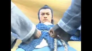 Zhang Wuji fought against the six cults and became famous in the first fight.