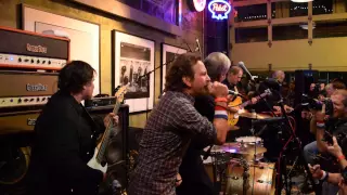 Eddie Vedder and THE SONICS live @ Easy Street 4/18/15