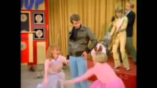 Suzi Quatro - Do the Fonzie (Happy Days) 1978 HD