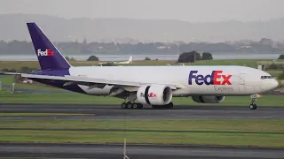 Afternoon Planespotting at Auckland Airport