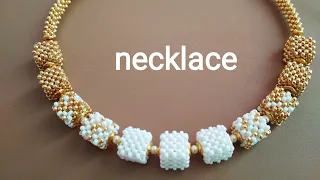 Necklace-tutorial. Колье из квадратных бусин