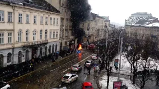 У Львові пікетують Апеляційний суд - горять шини (03.02.17)