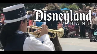 Disneyland | Disneyland Band w/ Belle & Beast “Be our Guest”