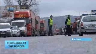 Blockades at Border: Greek farmers and Bulgarian truck drivers organise opposing blockades at border