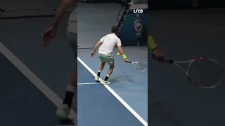 🤯 With this unreal tweener at the net, Thieminho has never lived up to his nickname more