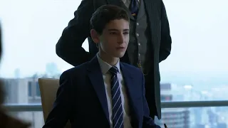 Bruce Wayne at Wayne Enterprises (Gotham 3x01) 3/5