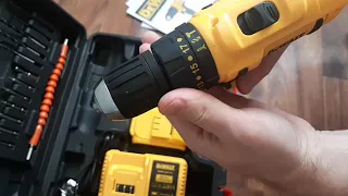 Ударный шуруповерт DeWALT DCD791 (24V 4Ah) с набором инструментов Германия