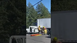 [Warning: Video May be Disturbing to Some Viewers] Head-on Collision on Hwy 101 in Cooks Valley-RHBB