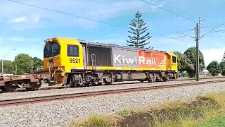 Kiwi Rail - DL 9521 through Feilding