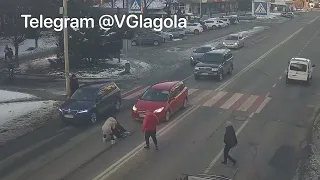 ДТП в Ужгороді: а пішоходному переході Форд збив жінку