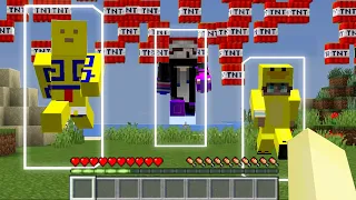 Minecraft Manhunt but I Secretly Use a Hacked Client