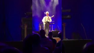 The Hollies @ Karlstad CCC okt 5 2018 Tony Hicks solo