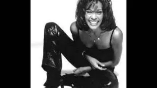 Whitney Houston - Greatest Love Of All (London 1986) (BEST live version)