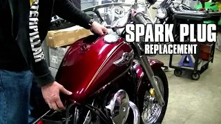 HOW-TO Replace The Spark Plugs On A Motorcycle - Kawasaki Vulcan 800 Street Bike
