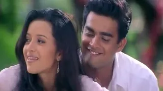 love scene in minnale -Minnal velichathula oru ponu avalum minnalmari oru flash