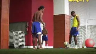 altinha pra aquecer - robinho,roberto carlos e ronaldinho