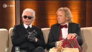 PR-Gag oder Vergesslichkeit - Karl Lagerfeld bei Wetten, dass...?