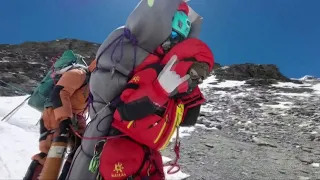 Watch Moment climber is rescued from Everest ‘death zone’