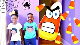 GIANT CANDY CORN vs Shiloh and Shasha - Crazy Halloween Food Chase! - Onyx Kids