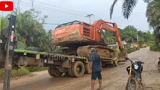 meyedihkan‼️truk muatan batu bara akhirnya terbalik.