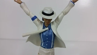 S.H. Figuarts Michael Jackson Figure Review
