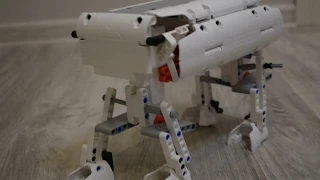 Робот-собака без головы