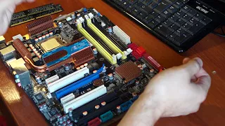 Топовая материнская плата на сокет 775 ASUS P5Q-E