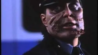 Maniac Cop 1988 - Scary face!