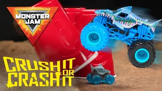 Will Monster Mutt Land in a Bowl of Dog Food? / Monster Jam Crush It Or Crash It! / Episode 2