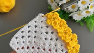 Wow 😇 Super Easy!.. How to crochet a coaster? 🌼🌼🌼 Making a square motif charger plate.