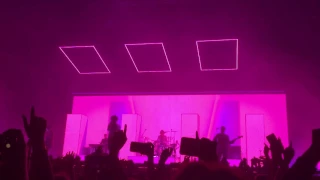 The 1975 - Somebody Else Live @ The O2 Arena