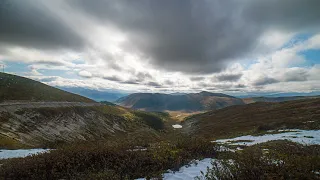 Перевал Саянский (Сотый). Таймлапс. Граница Республик Хакасия и Тыва.