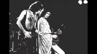 10. '39 (Queen-Live In Inglewood: 3/2/1977)