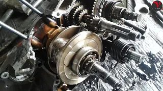 Bajaj Three Wheeler Engine Repair 4 Stroke | RE205 Full Engine  - V Clips