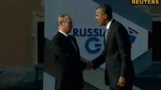 Путин на встрече с Обамой чесал лоб и улыбался