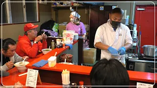 [Opens at 5:00] A Japanese udon restaurant with long queues even before it opens! うどん箱太郎