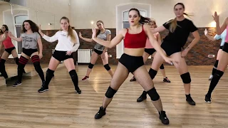 Twerk / Танцы в Омске / Студия танца Багира