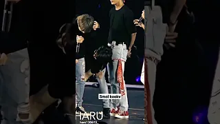 Taehyung getting naughty on stage😳🥵...what are you doing Mr.kim?🥵🤒👅#taekook #kookv #vkook